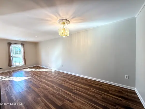 153 Tanglewood Place, Morganville, NJ 07751