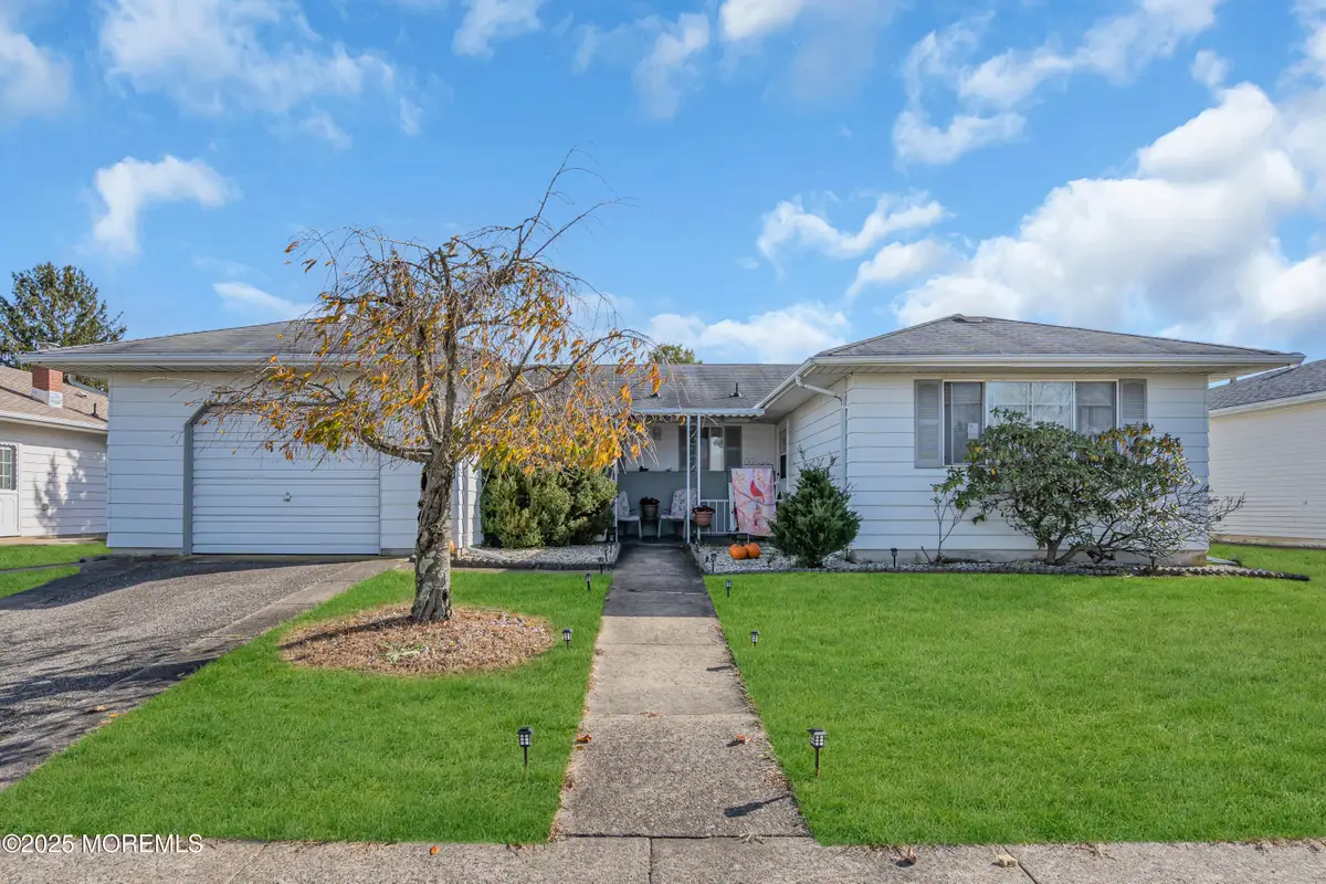 125 Liberta Drive, Toms River, NJ 08757 - Image #1