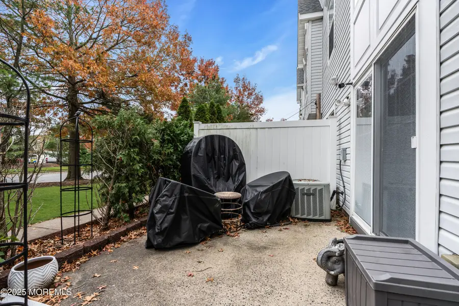 11 Madison Court, Tinton Falls, NJ 07712 - Image #3