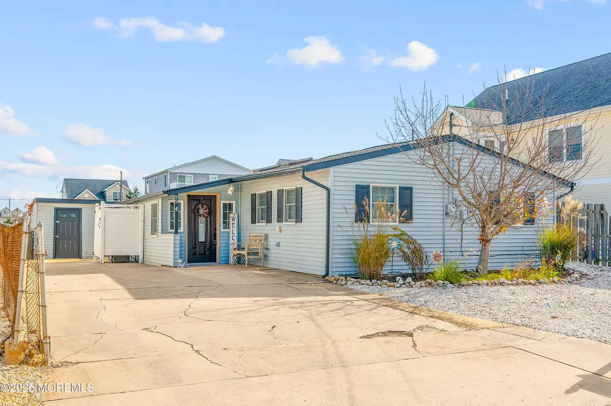 99 Lake Superior Drive, Mystic Island, NJ 08087 - Image #1