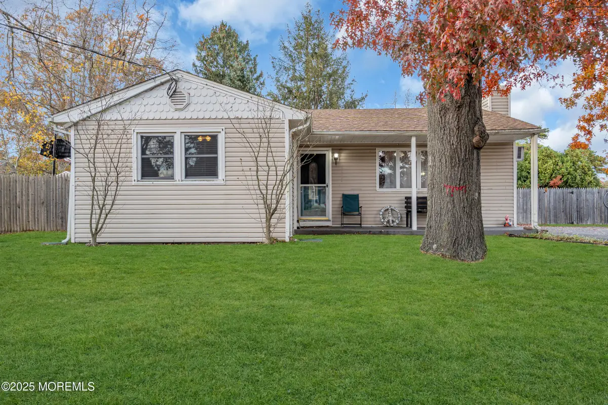 1541 Commonwealth Boulevard, Toms River, NJ 08757 - Image #1