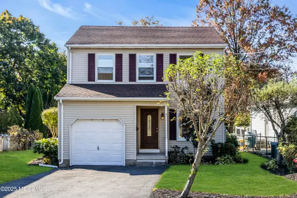 82 Stokes Street, Freehold, NJ 07728