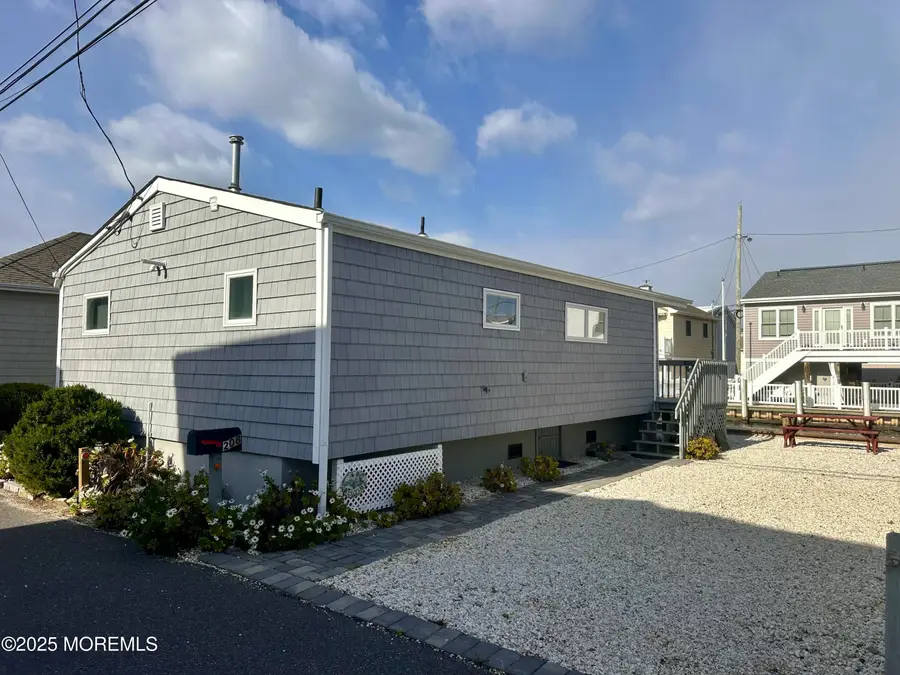 208 Mallard Lane, Lavallette, NJ 08735 - Image #3