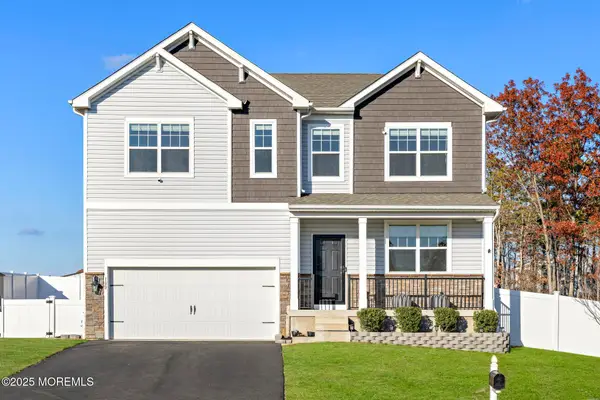 100 Fawcett Boulevard, Barnegat, NJ 08005