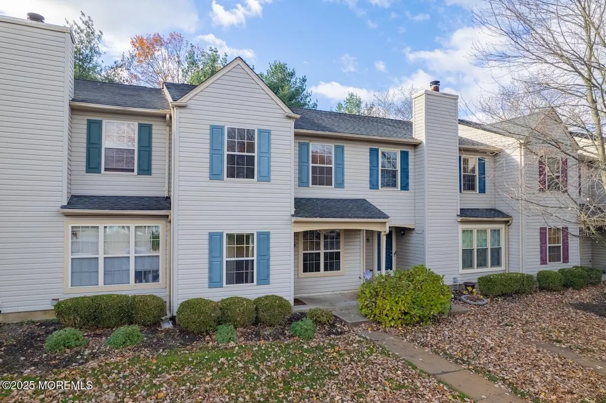 7 Stuart Drive #5, Freehold, NJ 07728 - Image #1