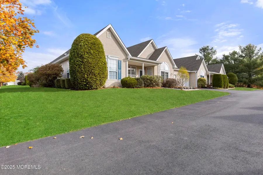 45 Deer Chase Lane, Lakewood, NJ 08701 - Image #2