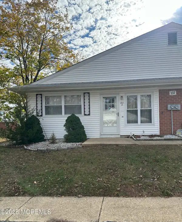 137 Azalea Drive #A, Whiting, NJ 08759