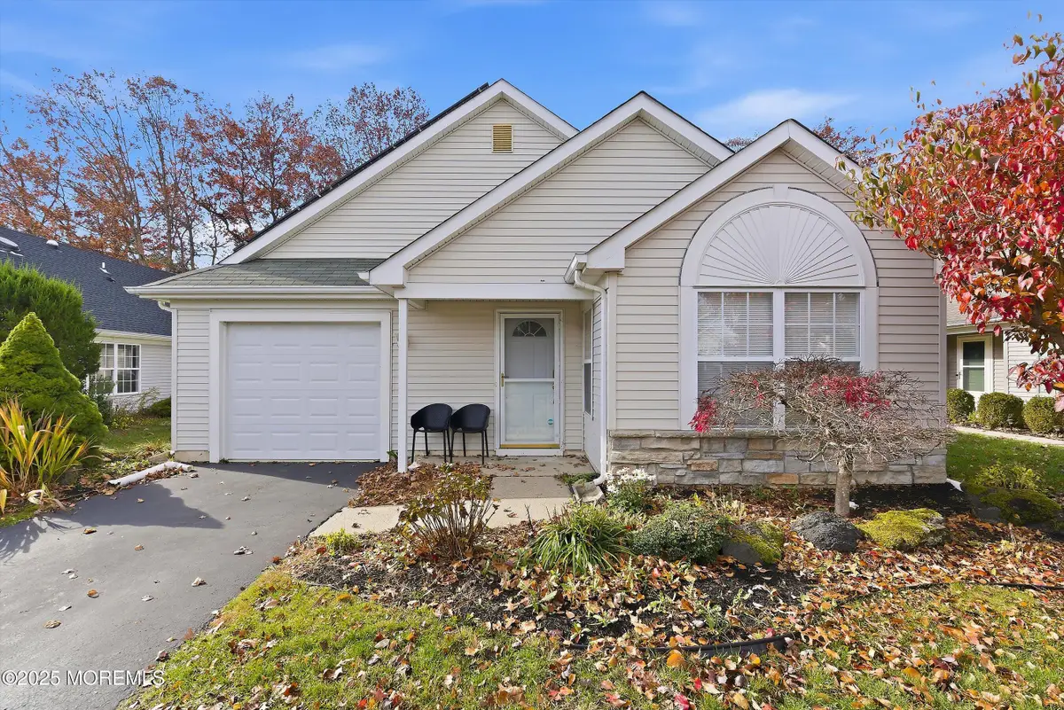 4 Schoolhouse Lane, Lakewood, NJ 08701 - Image #1
