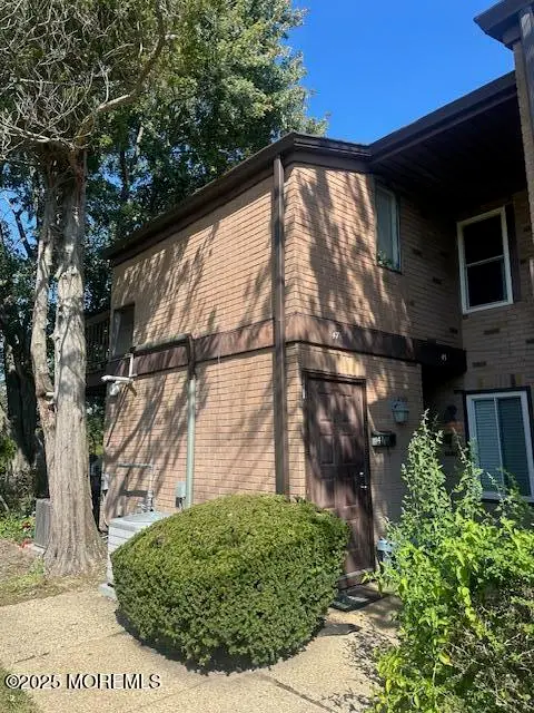47 Newport Court, Brick, NJ 08724 - Image #3