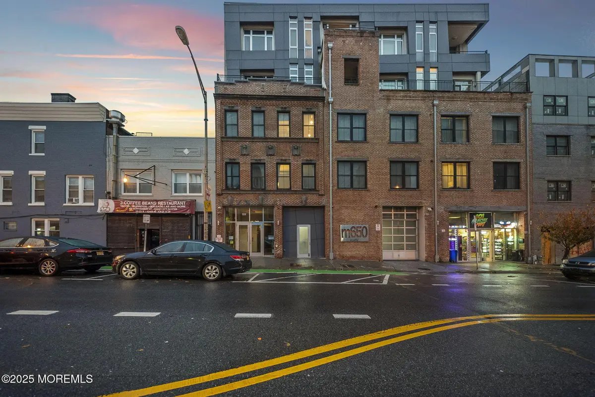 650 Montgomery Street #402, Jersey City, NJ 07306 - Image #1