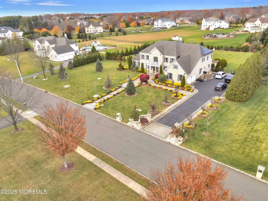 7 Equinox Lane, Freehold, NJ 07728 - Image #2