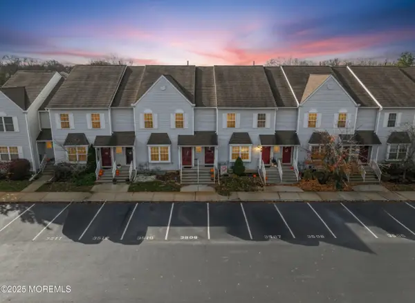 3510 Scarecrow Court, Freehold, NJ 07728