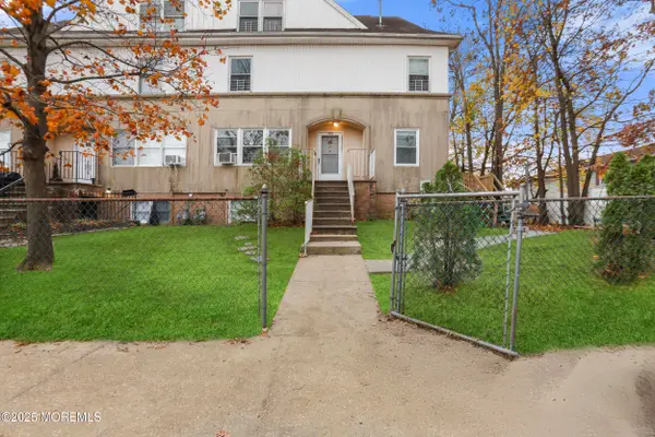 418 8th Street, Lakewood, NJ 08701