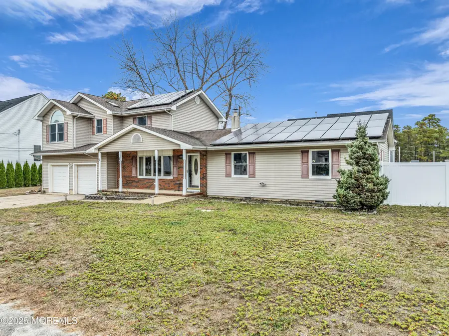 809 Grinnell Avenue, Toms River, NJ 08757 - Image #2