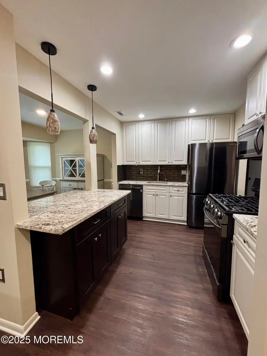 201 Forsythia Lane, Englishtown, NJ 07726 - Image #2