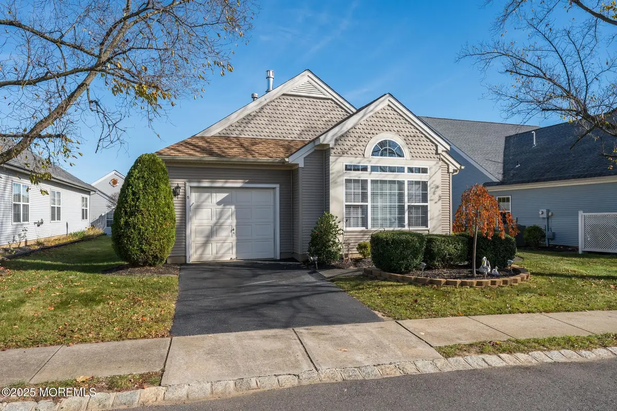 5 Geoffrey Court, Manchester Township, NJ 08759 - Image #1