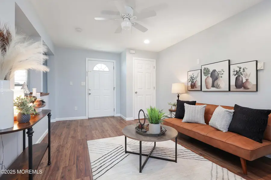 13 Grove Place, Keansburg, NJ 07734 - Image #3