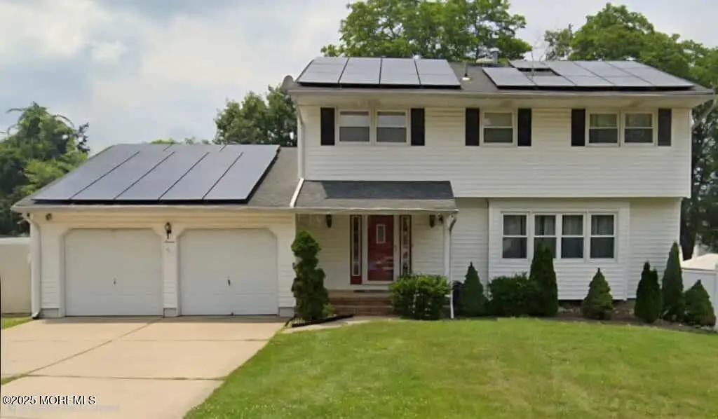 7 Stradford Road, Parlin, NJ 08859 - Image #1