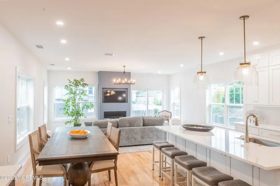 11 Maplewood Avenue, Rumson, NJ 07760 - Image #2