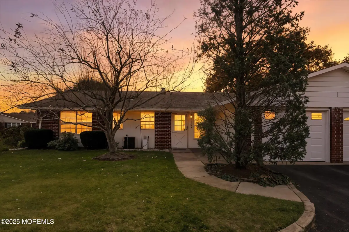 1087B Argyll Circle, Lakewood, NJ 08701 - Image #1