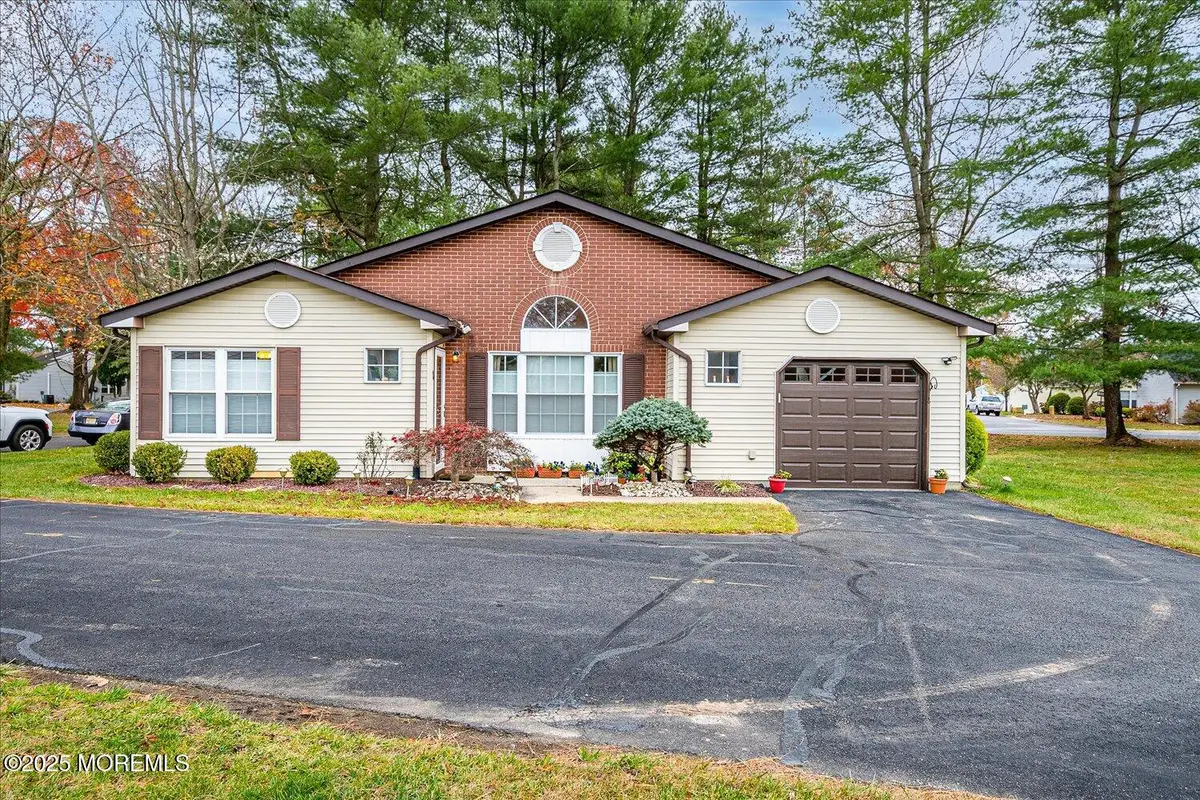 1 Linton Close, Freehold, NJ 07728 - Image #1