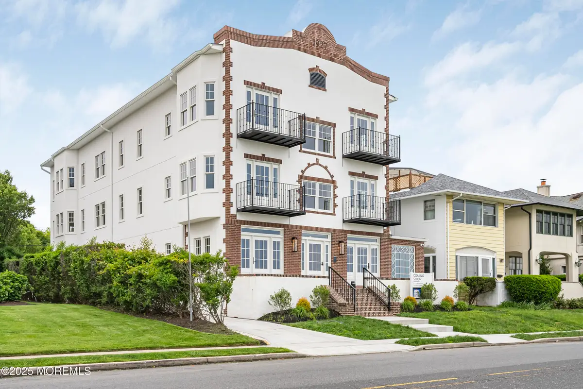 205 Edgemont Drive #1, Loch Arbour, NJ 07711 - Image #1