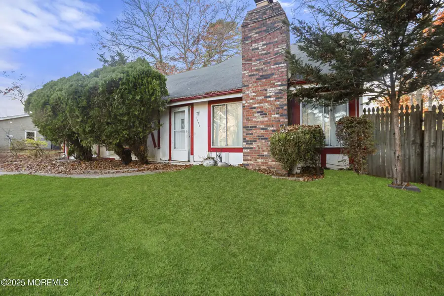 1226 Hermosa Drive, Lakewood, NJ 08701 - Image #3