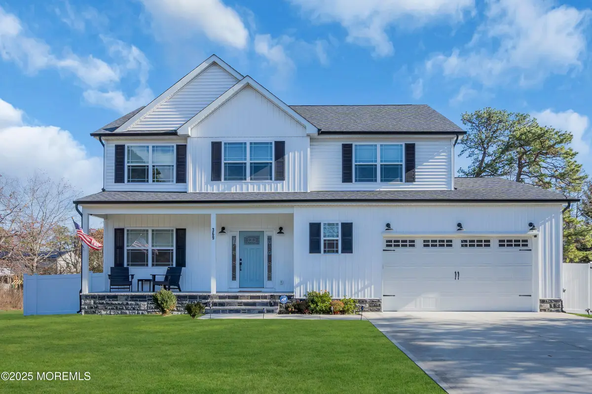 369 Hayes Avenue, Bayville, NJ 08721 - Image #1