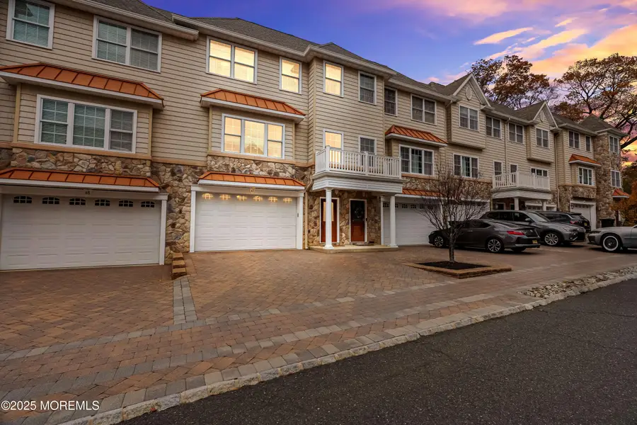 47 White Oak Lane, Aberdeen, NJ 07747 - Image #2
