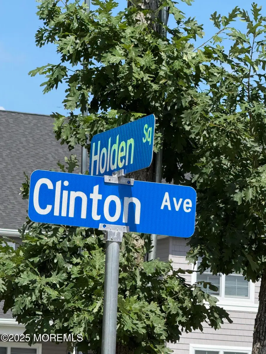 6 Holden Square, Lakewood, NJ 08701 - Image #3