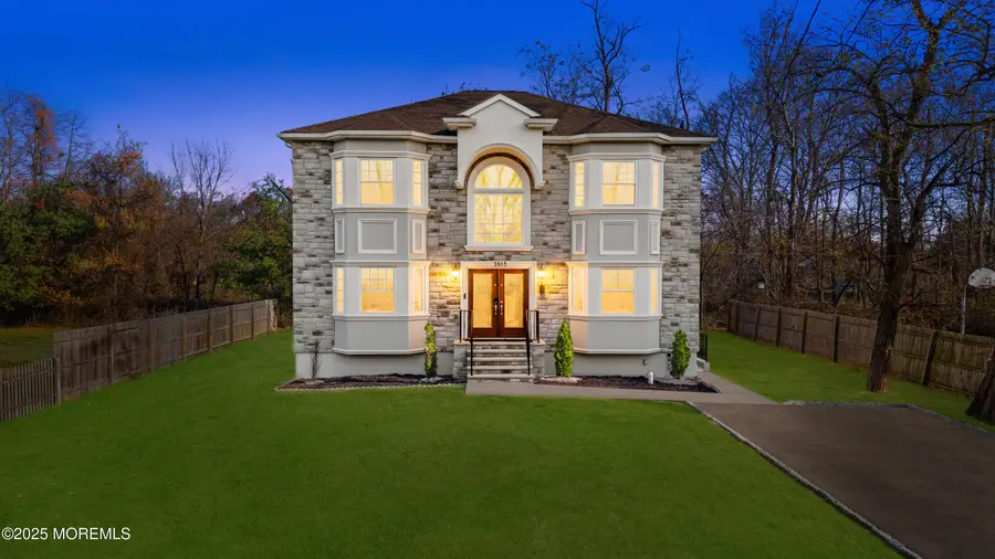 1515 Sherwood Boulevard, North Brunswick, NJ 08902 - Image #2