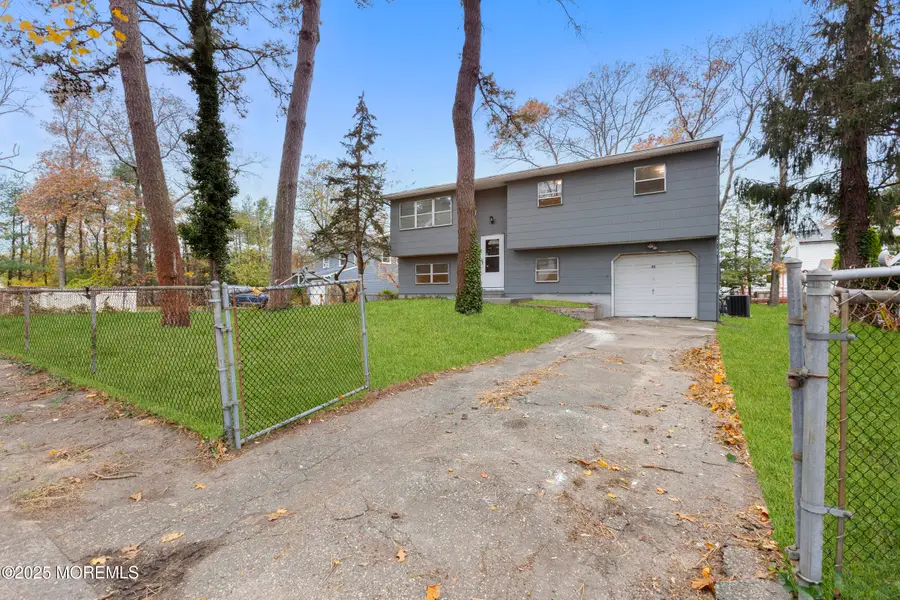 30 Russell Street, Toms River, NJ 08753 - Image #2