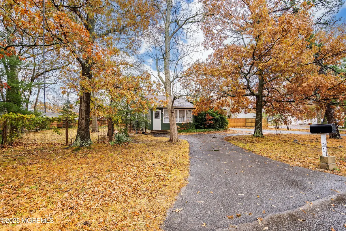 21 Bayview Drive, Brick, NJ 08723 - Image #1
