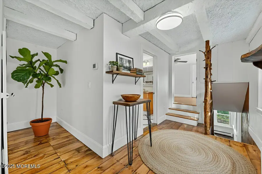 28 Old Clinton Road, Raritan Township, NJ 08822 - Image #2