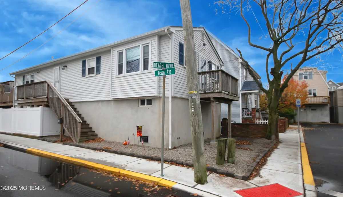 25 Beach Boulevard, Highlands, NJ 07732 - Image #1