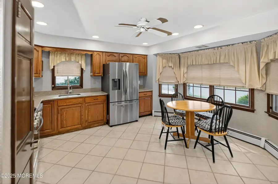 48 Coventry Terrace, Marlboro, NJ 07746 - Image #2