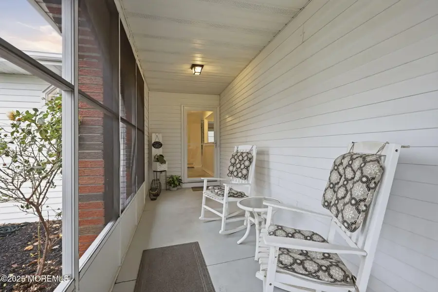 11 Oak Glen Road, Toms River, NJ 08753 - Image #2