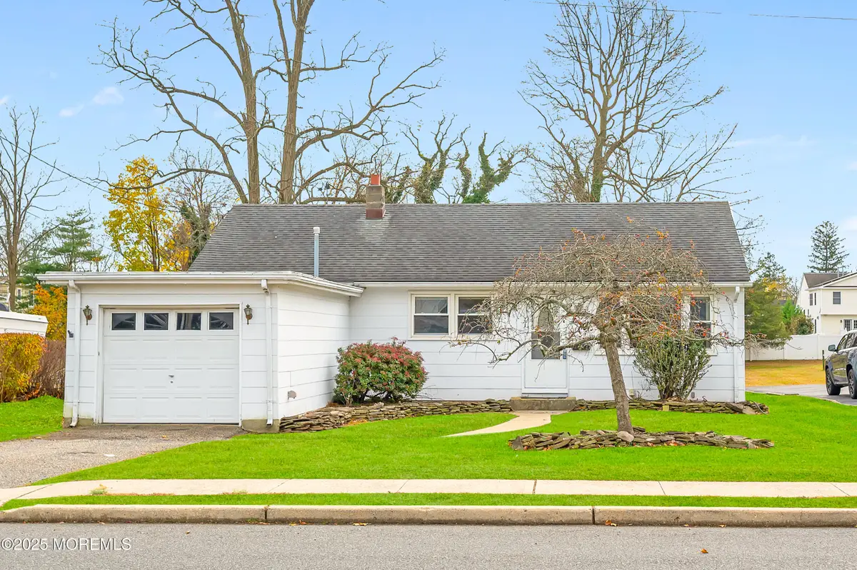 905 Wall Road, Spring Lake Heights, NJ 07762 - Image #1