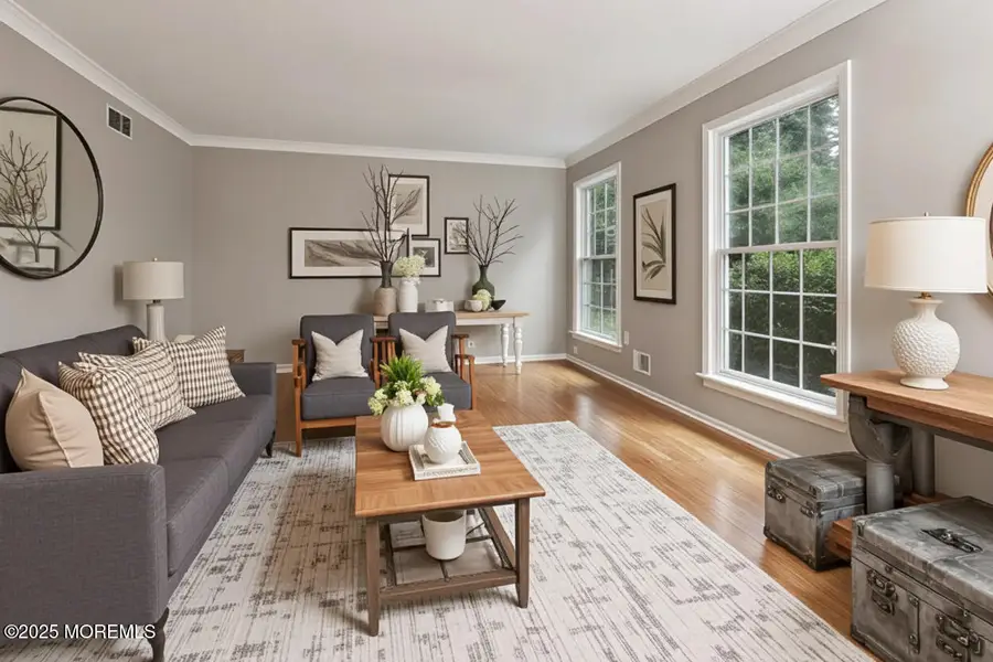 8 Aspen Court, Holmdel, NJ 07733 - Image #3