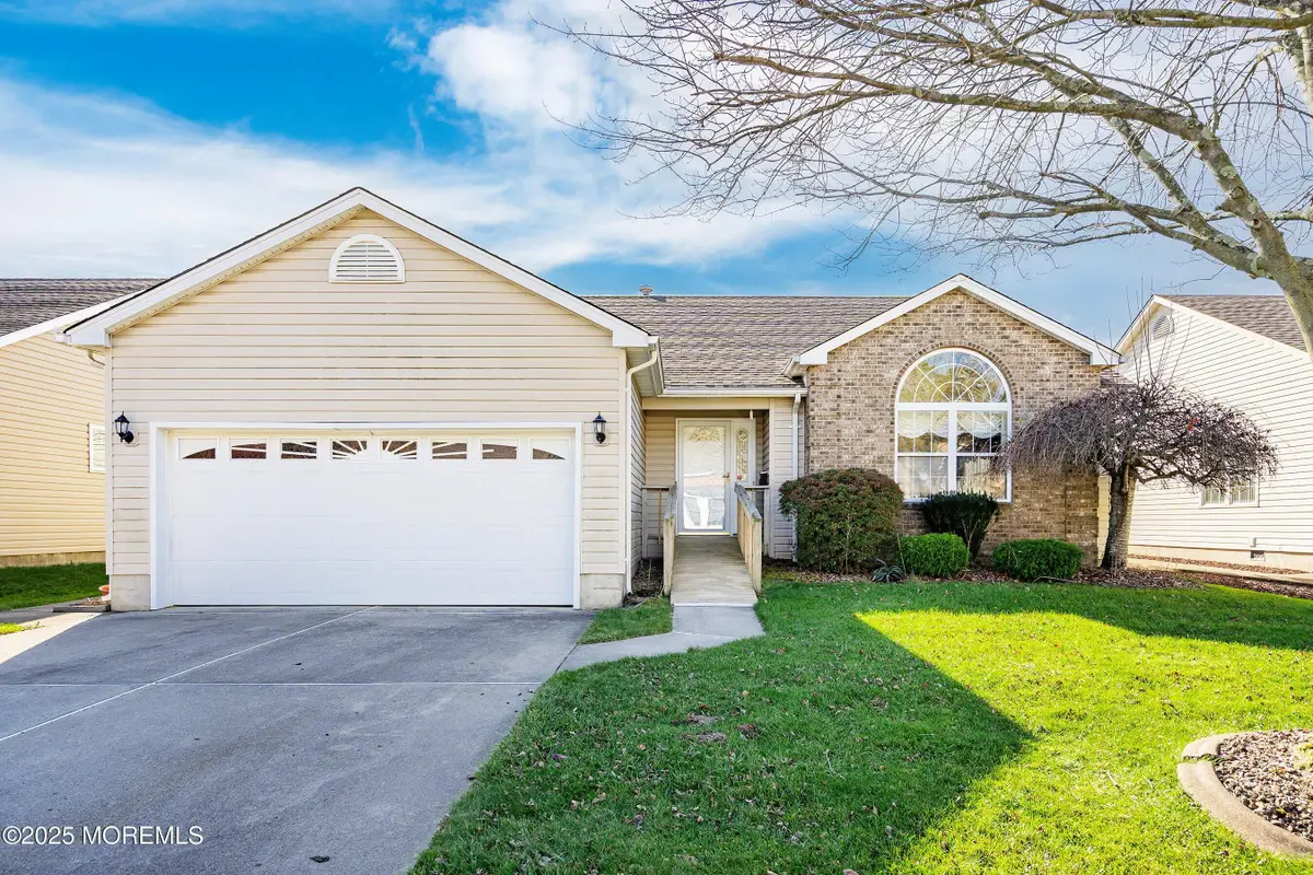 91 Westport Drive, Toms River, NJ 08757 - Image #1