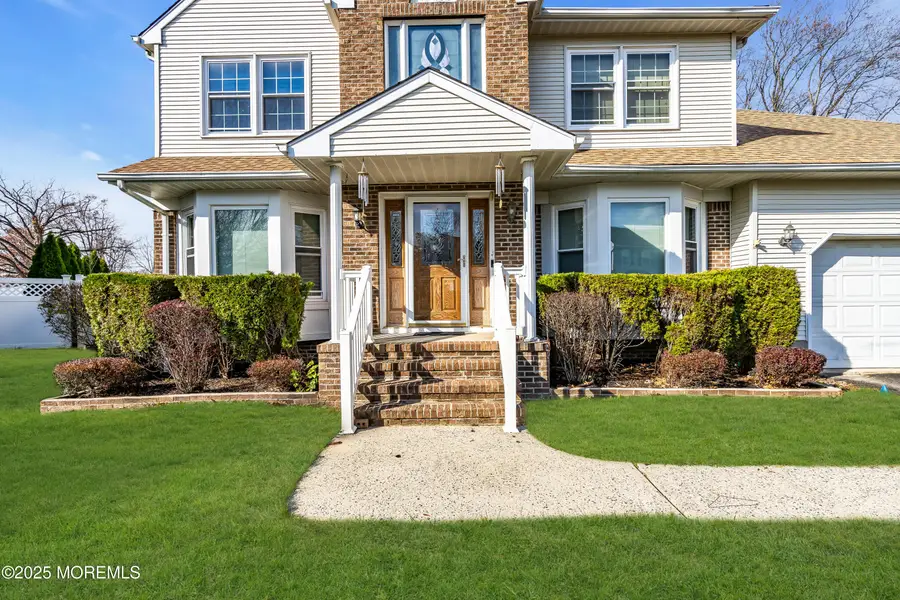 36 Reid Way, Freehold, NJ 07728 - Image #3