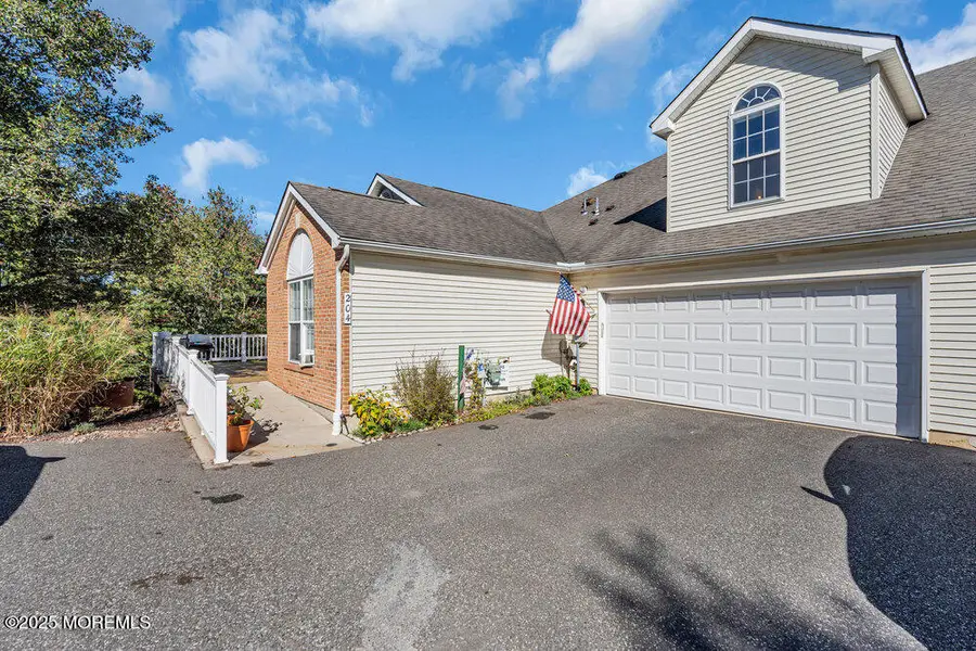 204 Merry Lane, Hillsborough, NJ 08844 - Image #2