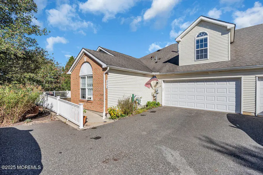 204 Merry Lane, Hillsborough, NJ 08844 - Image #3