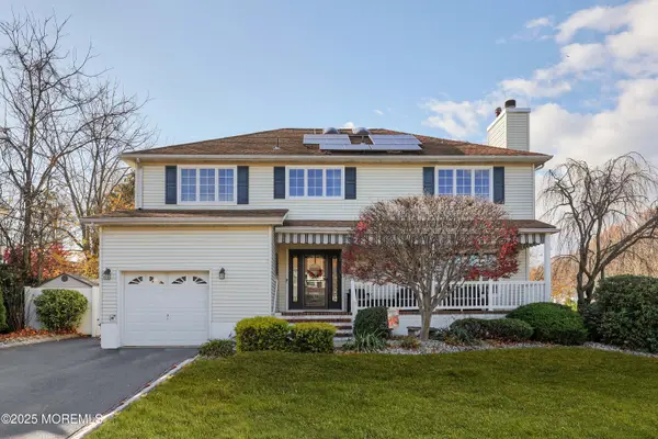 2 Columbia Drive, Tinton Falls, NJ 07724