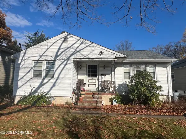 17 Helen Avenue, Freehold, NJ 07728