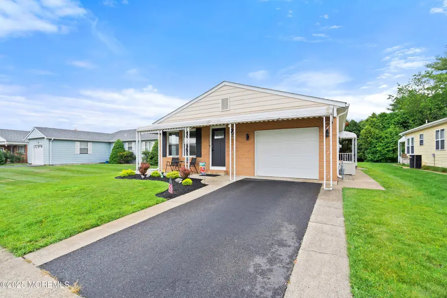 9 Zapata Court, Toms River, NJ 08757 - Image #2