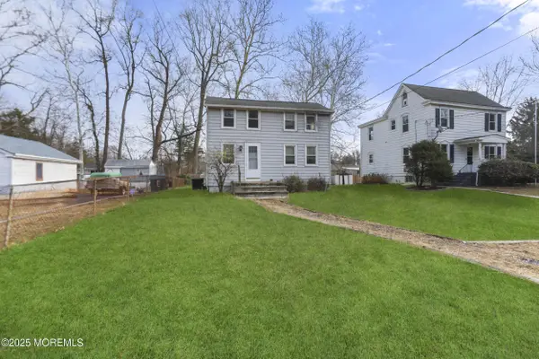 6 Sadie Lane, New Egypt, NJ 08533