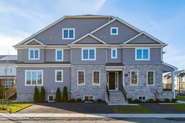 14 Blue River Way, Lakewood, NJ 08701