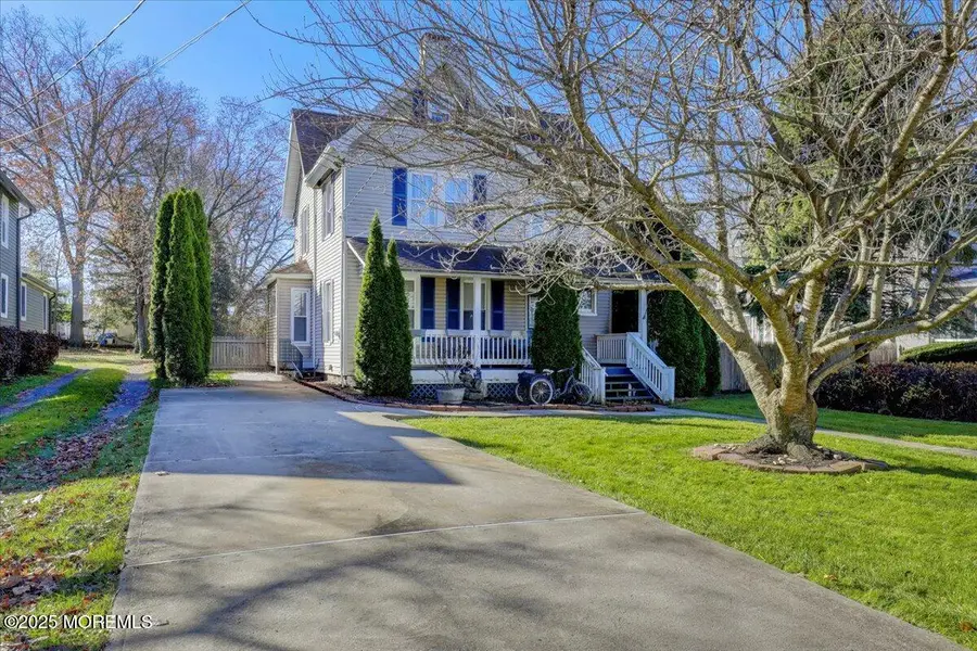 52 Manalapan Avenue, Freehold, NJ 07728 - Image #3