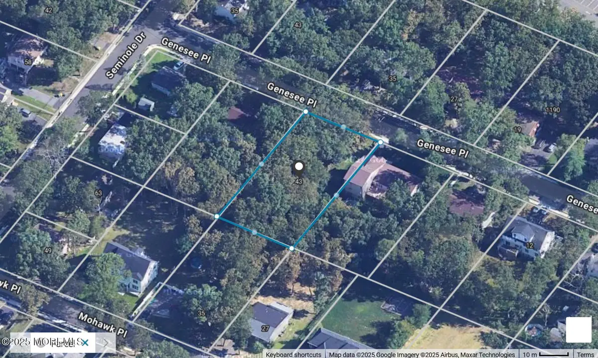 36 Genesee Place, Lakewood, NJ 08701 - Image #1